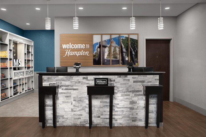 Hampton Inn & Suites Tupelo / Barnes Crossing