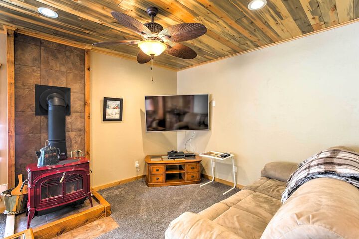 Cozy Buena Vista Apartment 4 Mi to Main Street!