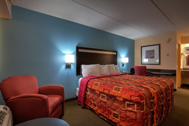 Room 23 of 25