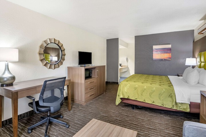 Room 8 of 29