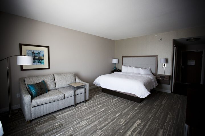 Room 34 of 61