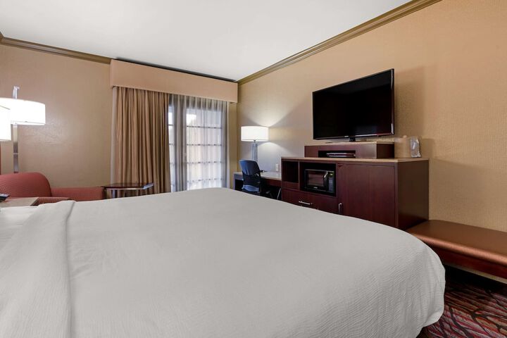 Room 30 of 50