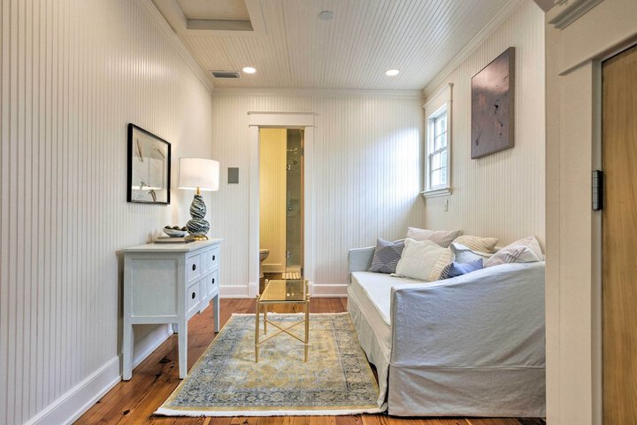 Luxe Fairhope Home w / Covered Patio: Walk to Bay