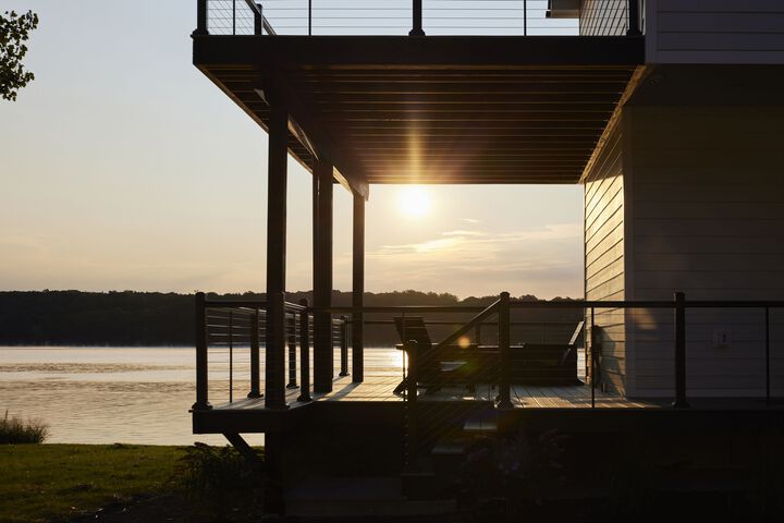 Hudson River Way by Woodstock Way Hotel
