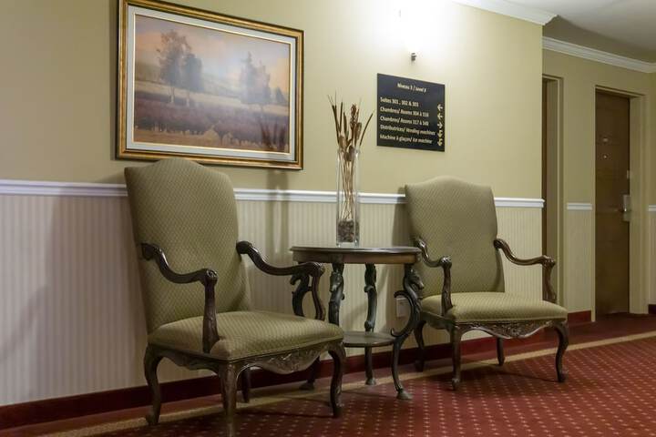 Hotel Interior 11 of 45