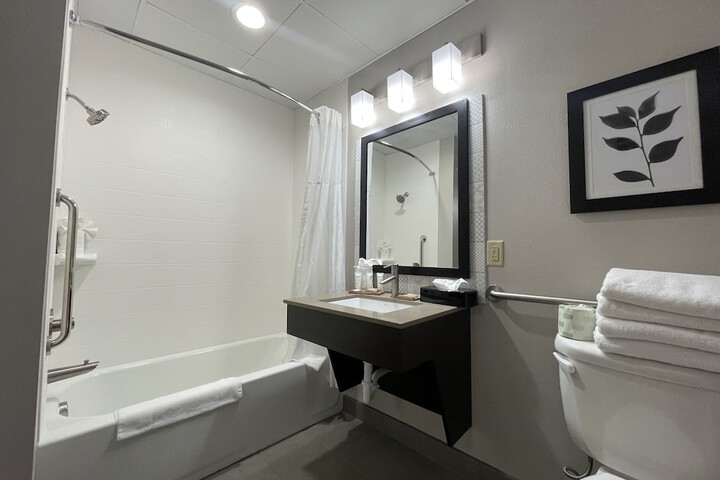 Room 14 of 35