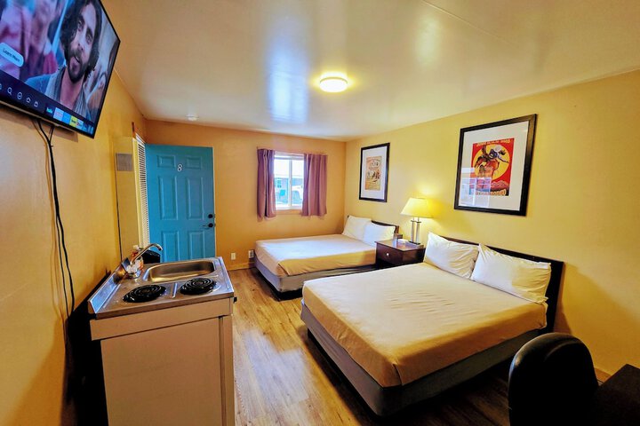 Teton Court Motel