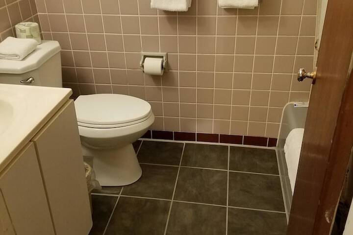 Room 18 of 32