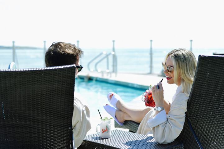 Oak Bay Beach Hotel
