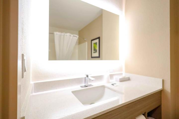Extended Stay America Suites Cleveland Beachwood Orange Pl S