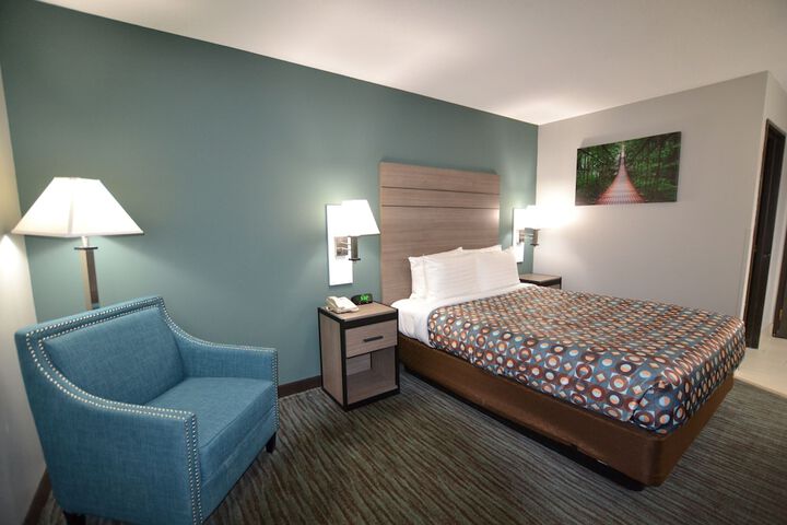 Room 10 of 46