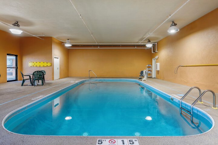 Pool 5 of 44