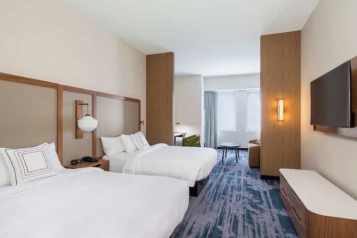 Room 15 of 22