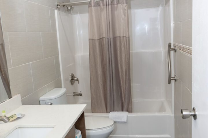 Value Inn Bellflower
