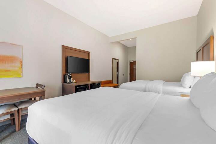 Room 21 of 33