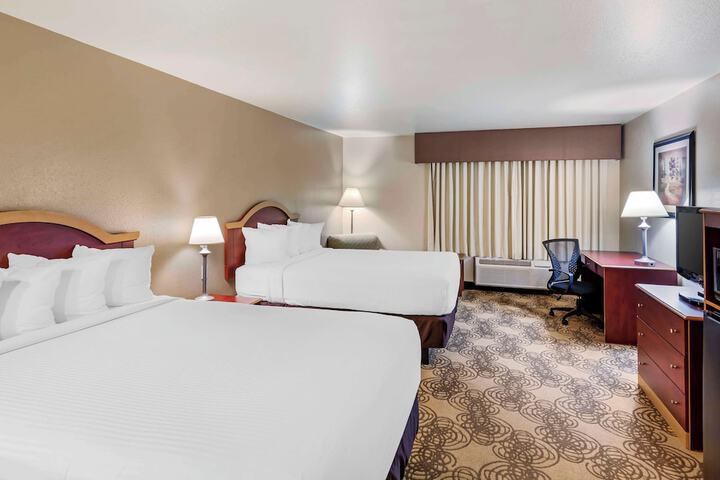 Room 16 of 36