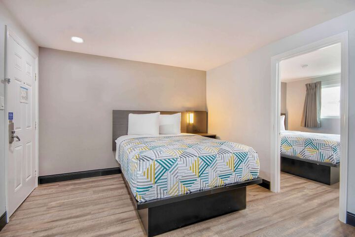 Room 20 of 26