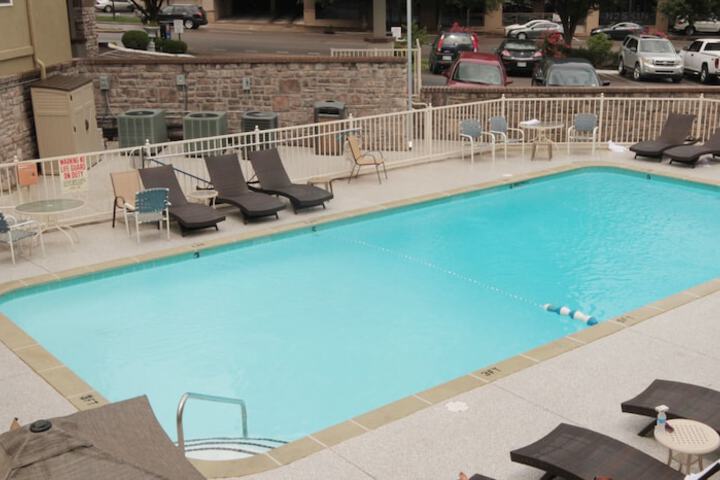 Pool 29 of 110