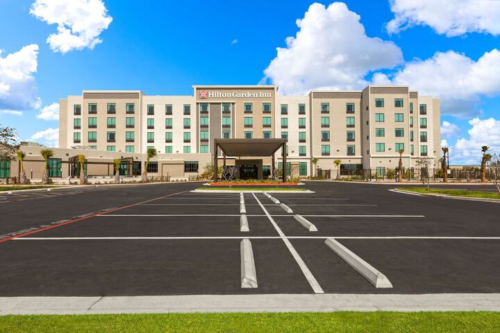 Hotel 6 of 52