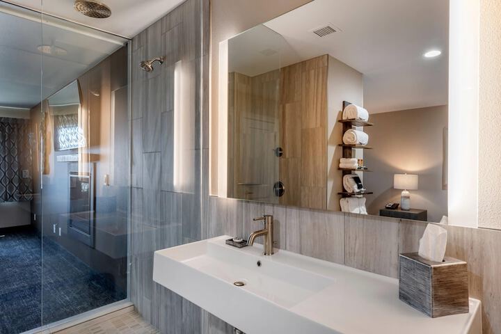 Lincoln Sands Oceanfront Resort an Ascend Collection Hotel