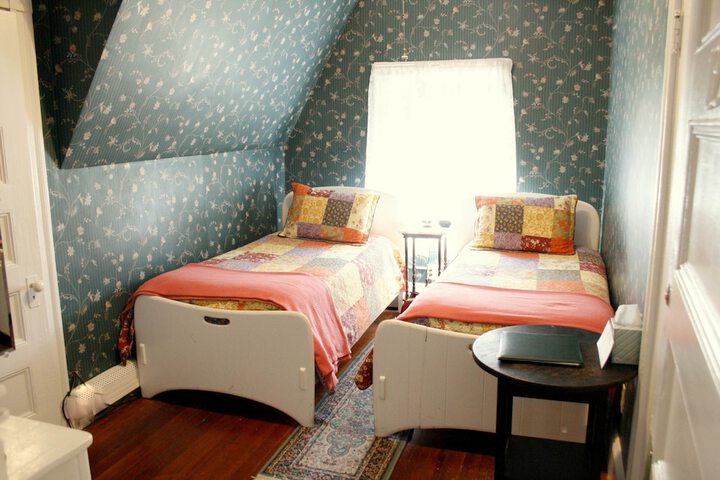 Room 13 of 48