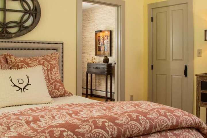 Deer Brook Inn