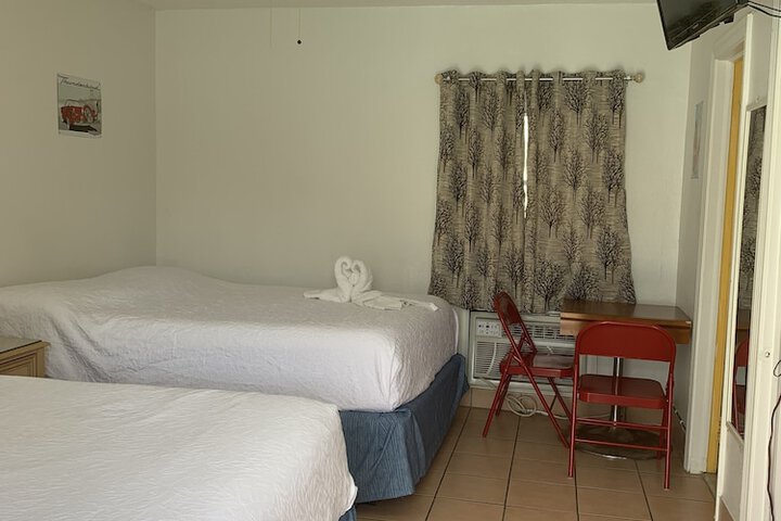 Room 34 of 41