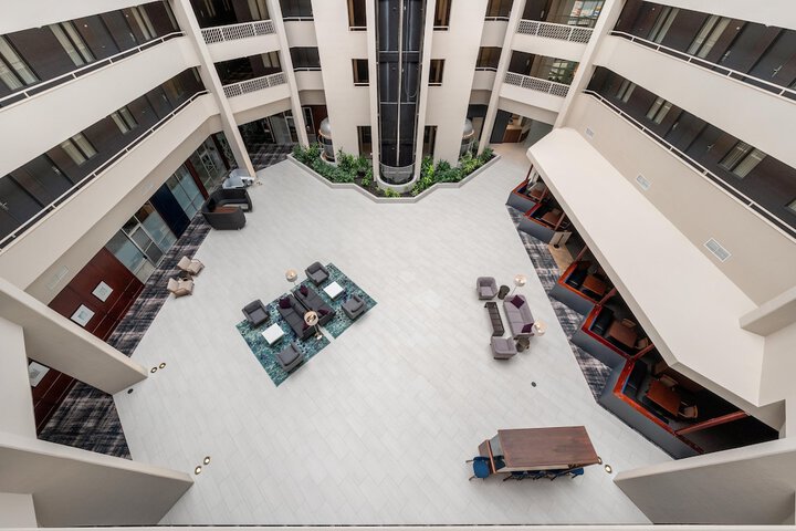 Hotel 2 of 83