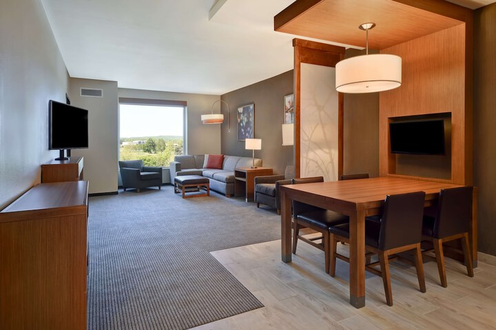 Hyatt Place Huntsville / Research Park/ Redstone