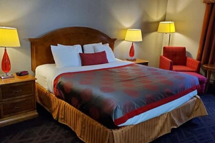 Room 15 of 28