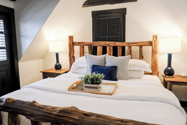 The Winchester Lodge