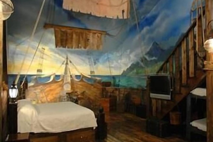 Wildwood Inn Tropical Dome & Theme Suites