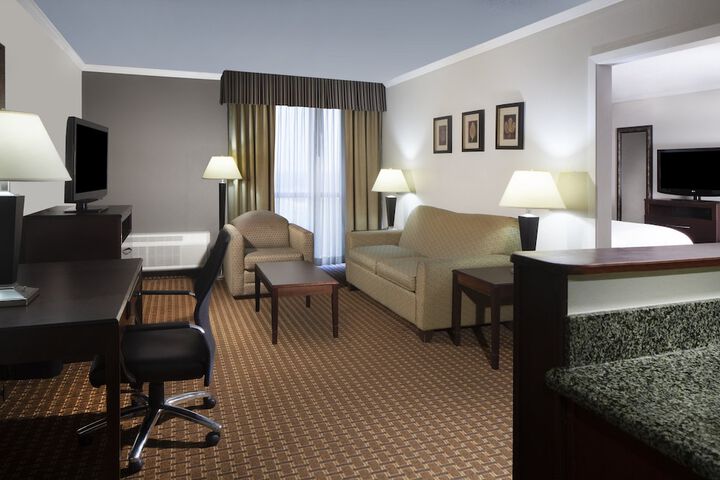 Room 28 of 86