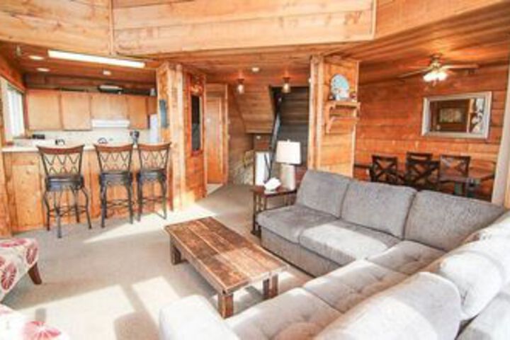 A Beachfront Fantasea 3 Br home by RedAwning