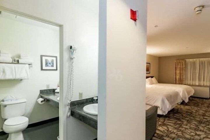 Room 27 of 55