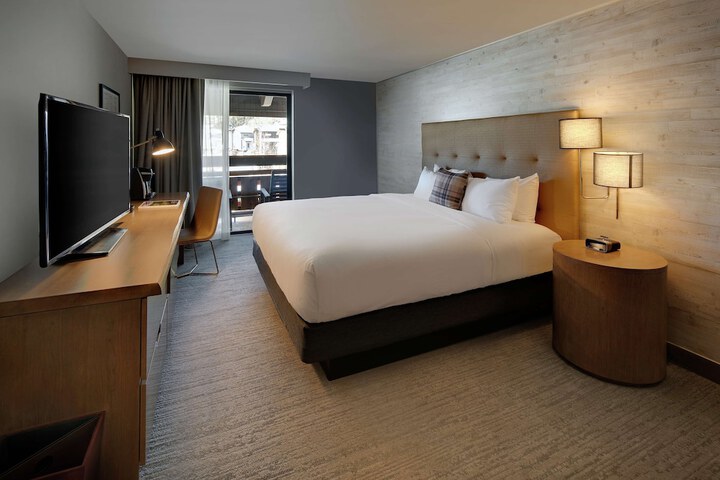 Highline Vail - a DoubleTree by Hilton