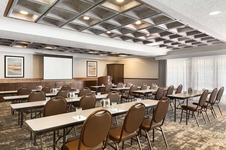 Embassy Suites by Hilton Lompoc Central Coast