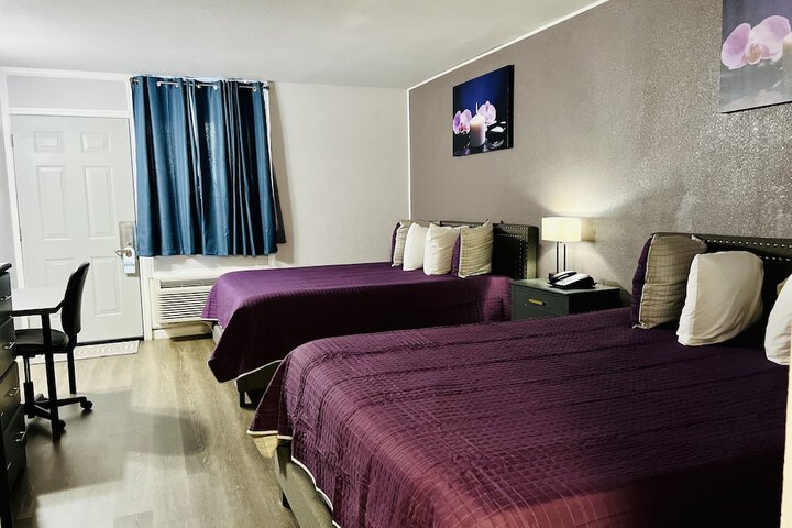 Room 47 of 87
