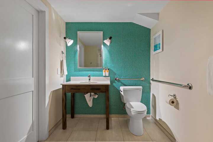 UpValley Inn & Hot Springs Napa Valley an Ascend Collection Hotel