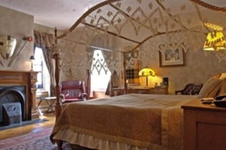 Room 29 of 41