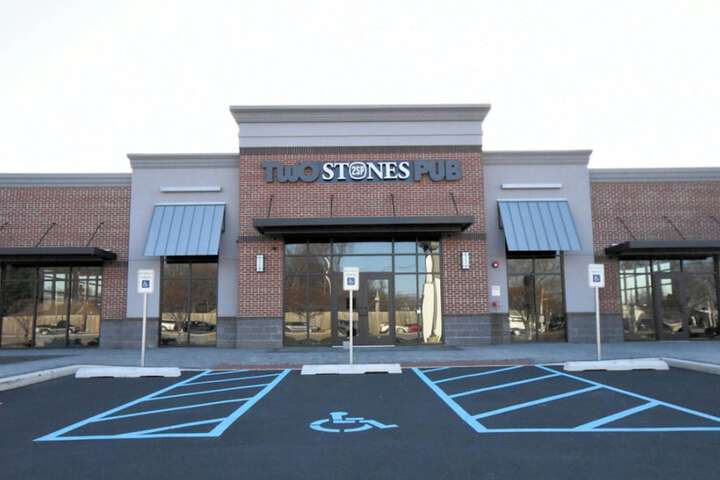 Holiday Inn Express & Suites Wilmington-Newark by IHG