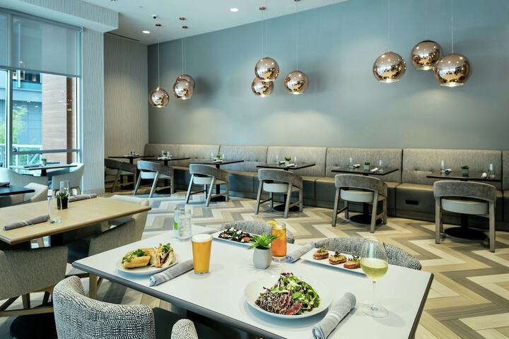 Hilton Garden Inn Seattle Bellevue Downtown WA