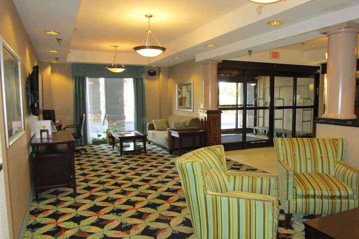 Country Inn & Suites by Radisson Murrells Inlet, SC