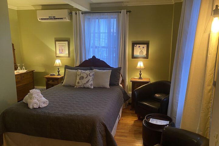 Room 43 of 72