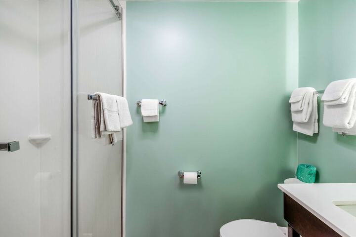 Quality Inn & Suites Lincoln I-93