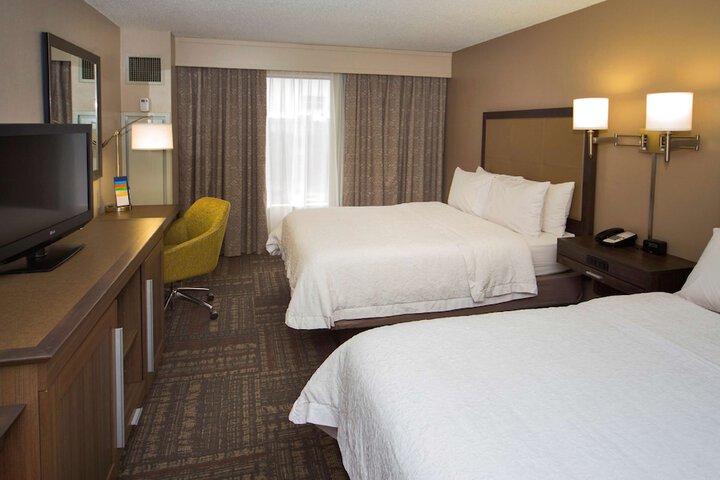 Hampton Inn & Suites Valdosta / Conference Center