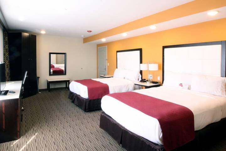 Ramada by Wyndham Culver City