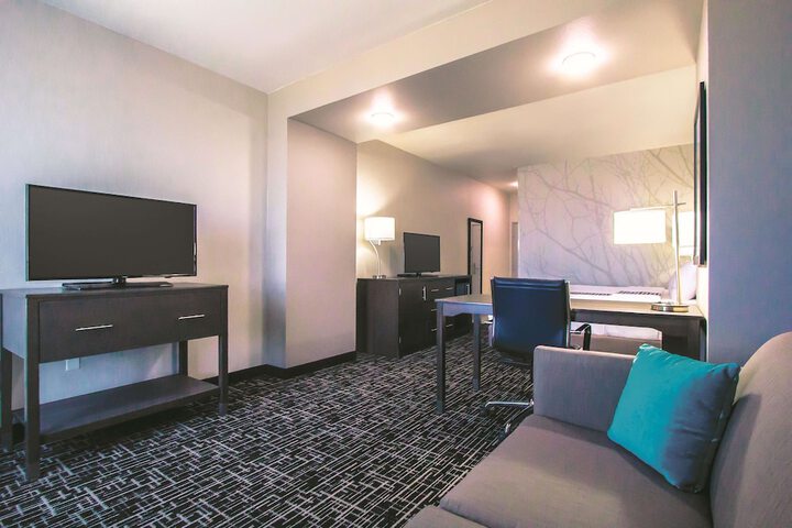 Room 47 of 78