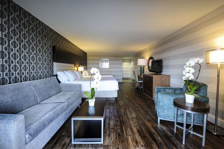 Room 21 of 53