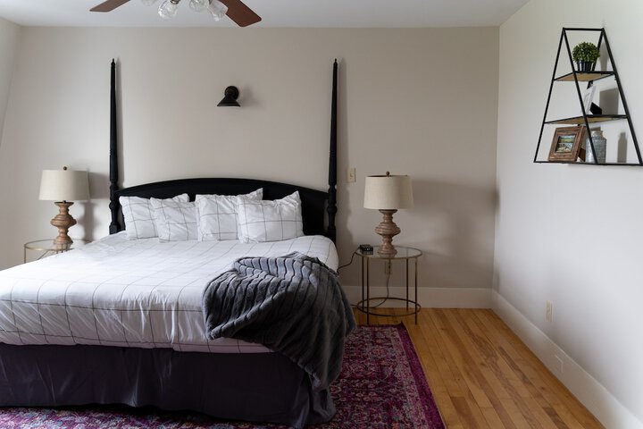 Room 55 of 61
